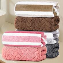 4pcs Solid Color + Striped Pattern Hand Towel Set - Towel Set - Size 13.78x29.53inch/35x75cm - Coral Fleece Material Soft & Skin-Friendly, Absorbent & Quick-Drying - With Hanging Loop For Easy Drying - No Shedding, No Fading - Minimalist & Fashionable Style - Suitable For Men & Women, All Seasons - Applicable For Bathroom, Living Room, Kitchen, Bedroom, Pool, Gifts, Also Can Be Used As Halloween, Autumn, Christmas Decorations, Christmas Gifts 70x140cm/27.56x55.12inch