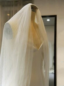 1pc Fashionable Pleated Veiling Long Bridal Veil With Comb, 1.5m Length, Suitable For Church Wedding, Reception Fall Clothes For Women - Beige - View 5