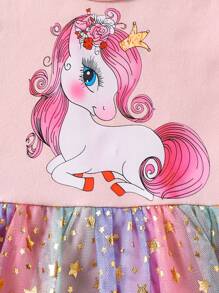 Abito estivo da ragazza con stampa unicorno, collo rotondo, maniche corte, spalle arricciate, blocchi di colore, maglia traforata e tulle a stelle