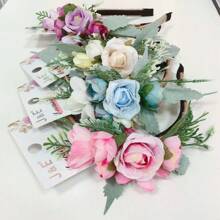 Waldmädchen-Stil Künstlicher Blumenkranz Haarspange, 4 zufällige Farbblumen Haarband Accessoire für Strand Fotografie und Brautjungfern Outfit