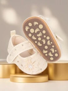 1 Pair Infant Girls 0-1 Years Old Flower Embroidered Cloth Hook-And-Loop Elegant Princess Style Non-Slip Breathable Pre-Walker Shoes, Suitable For Spring And Autumn - Apricot - View 1
