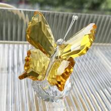 1pc Artificial Crystal Butterfly Figurine With Sphere - Handcrafted Glass Animal Statue, Collectible Decorative Ornament Home Decor Accent For Valentine's Day & Mother's Day Gifts Birthday Graduation