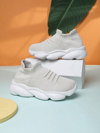 Lätta, bekväma, halkfria stickade löparskor för ungdomar, tonåringar, pojkar och flickor