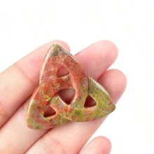 1 pieza Amuleto de cristal natural con nudo celta, piedra energética de gema para decoración de palma, nudos celtas, cuarzo Reiki, piedras de la suerte para hacer joyería, colgante, pulsera y manualidades adultas