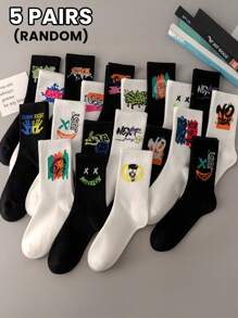 5 Pairs Of Random Men's Striped Cartoon Printing Pattern, Simple Street Fashion Retro Soft And Comfortable Casual Socks, Suitable For Home Leisure Or Outdoor Sports Wear - Black and White - View 1