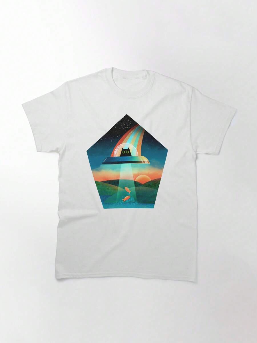 The Purrfect Alien Classic T-Shirt, Women's T-Shirt, 220g Pure Cotton, Casual Crew Neck, Perfect For Everyday Wear, Casual Outings.