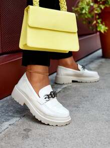 Women's Lacquered Moccasins In Cream Color Adolos- Footwear - Beige - View 4