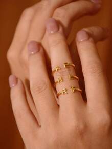 Set de 6 anillos con letra inicial personalizada en diferentes estilos de fuente, anillo de dos letras delicado y personalizado, anillos apilables ajustables para pareja como regalo de aniversario