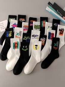 5 Pairs Of Random Men's Striped Cartoon Printing Pattern, Simple Street Fashion Retro Soft And Comfortable Casual Socks, Suitable For Home Leisure Or Outdoor Sports Wear - Black and White - View 2