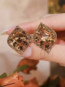 1 Pair European & American Classic & Fashionable Korean Style Design Sparkly Lavender Personalized Luxury Statement Earrings For Women