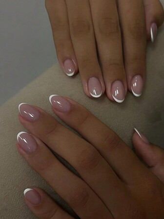 24 Stück französische weiße Nägel kurze Aufklebe-Nägel in Ovalform, einfache Fake-Nägel, nude Nagelkunst Nagelbedarf