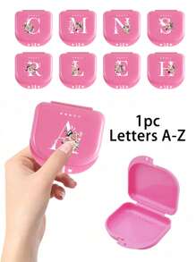 Estuche de almacenamiento para retenedores dentales ortodónticos con patrón de flores rosas y letras blancas de la A a la Z, contenedor para protector bucal, estuche para dentaduras, caja ventilada para aparatos de ortodoncia, caja para retenedores, caja de almacenamiento dental, caja para colocación de dentaduras, seguro y fácil de usar, suministros para el hogar, la oficina y el dormitorio, artículos de almacenamiento doméstico, fácil de transportar