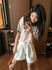 夏季绿色可爱休闲条纹撞色圆领 T 恤女士，学院风设计针织上衣，动物猫刺绣