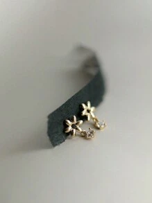 1 对 S925 纯银 14K 镀金迷你花朵耳钉，镶嵌闪亮锆石，女性化日式风格，适合女孩