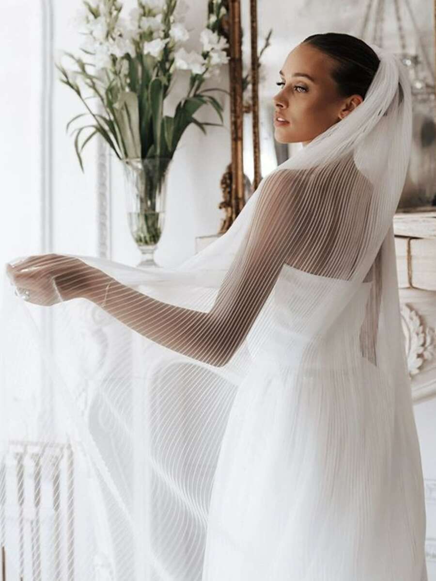 1pc Fashionable Pleated Veiling Long Bridal Veil With Comb, 1.5m Length, Suitable For Church Wedding, Reception Fall Clothes For Women - Beige - View 1