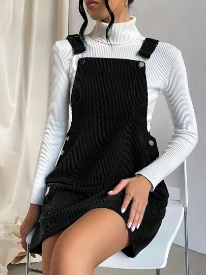 Vestido casual unicolor de mujer con tirantes ajustables, en tejido de pana lisa, estilo urbano y moderno para uso diario o exterior