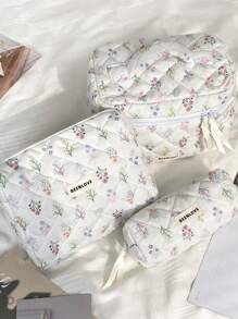 1Pc/Set Delicate Fresh Ditsy Floral Quilted Makeup Bag, Vintage Toiletry Pouch With Handle, Multi-Functional Travel Makeup Bag Handheld, Portable Toiletries Bag Set With Zipper, Large Capacity Cosmetic Storage Bag Suitable For Cosmetics, Lipstick, Jewelry, Tissues, Sanitary Napkins, Gift For New Semester, Winter/Early Spring, Anniversary, Valentine's Day, Vacation, Daily Use, Holiday, Mother's Day Gift, New Style In 2025 (Random Cutting).