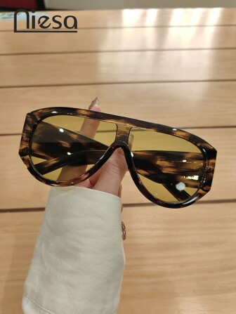 NIESA 1pc Women's Shield Connected Frame Big Box Beach Party Versatile Fashion Glasses, Color Block Splice Bohemian PC (Polycarbonate) Fashion Glasses, All Season