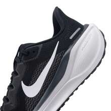 Nike AIR ZOOM PEGASUS 41 (GS) 女童跑步鞋，舒适轻便透气休闲运动鞋 - 黑/白/鐵灰/煤黑 - 查看 8