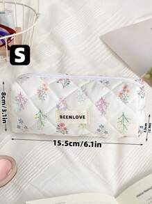 1Pc/Set Delicate Fresh Ditsy Floral Quilted Makeup Bag, Vintage Toiletry Pouch With Handle, Multi-Functional Travel Makeup Bag Handheld, Portable Toiletries Bag Set With Zipper, Large Capacity Cosmetic Storage Bag Suitable For Cosmetics, Lipstick, Jewelry, Tissues, Sanitary Napkins, Gift For New Semester, Winter/Early Spring, Anniversary, Valentine's Day, Vacation, Daily Use, Holiday, Mother's Day Gift, New Style In 2025 (Random Cutting).