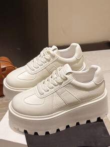 Women's Platform Rubber Sole Increase Height Casual Versatile White 2025 Spring New Arrival German Style Sneakers