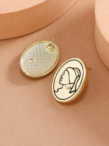 1 Pair Alloy Gold Goddess Head & Pearl Stud Earrings, Minimalist & Fashionable, Suitable For Daily Wear
