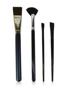 OAMC 这款全新四支装刀片刷套装，包含扁平面膜刷、大号刀片刷、小号刀片刷和高光刷，便携实用，适合初学者和专业化妆师使用。