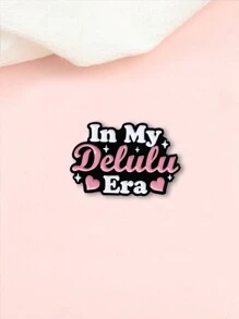Clavos de cerámica esmaltada, frases cortas en inglés inspiradoras en mi era delulu, accesorios de ropa y mochila, broches de metal, accesorios de equipaje y moda, accesorios de ropa, broches de aleación para ropa, mochila, encanto, útiles escolares, broches lindos, accesorios de oficina, camisas, chaquetas, joyería, accesorios de otoño-invierno, navidad, halloween, adecuado para adolescentes, jóvenes, hombres, casual, al aire libre, atlético, vacaciones, regalos de graduación, cumpleaños, uso diario
