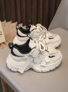 1 双中性儿童运动鞋，春秋透气软底时尚运动鞋（厚底鞋款式） - 黑與白 - 查看 2