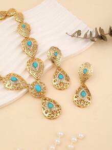 1 Set Hollow Palace Style Metal Rhinestone Inlaid Pendant Necklace With Matching Earrings, Bridal Wedding Party Daily Holiday Jewelry Set For Women