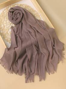 1条纯色粘胶纤维围巾，柔软透气，大尺寸头巾，尺寸为70*39英寸，适合旅行度假防晒，穆斯林女性日常佩戴，可搭配长袍或连衣裙。 - 彩色 - 查看 11