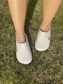 Spring And Summer Fashion New Women's Pure White Clog, Comfortable And Breathable Indoor And Outdoor Dual-Use Beach Shoes, Garden Shoes