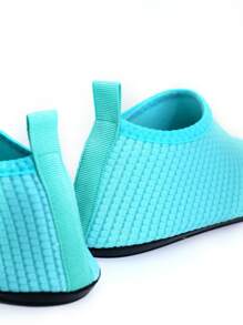 Charming Lake Blue Kids Water Shoes For Kids, Non-Slip, Anti-Scratch, Rapid-Dry And Convenient