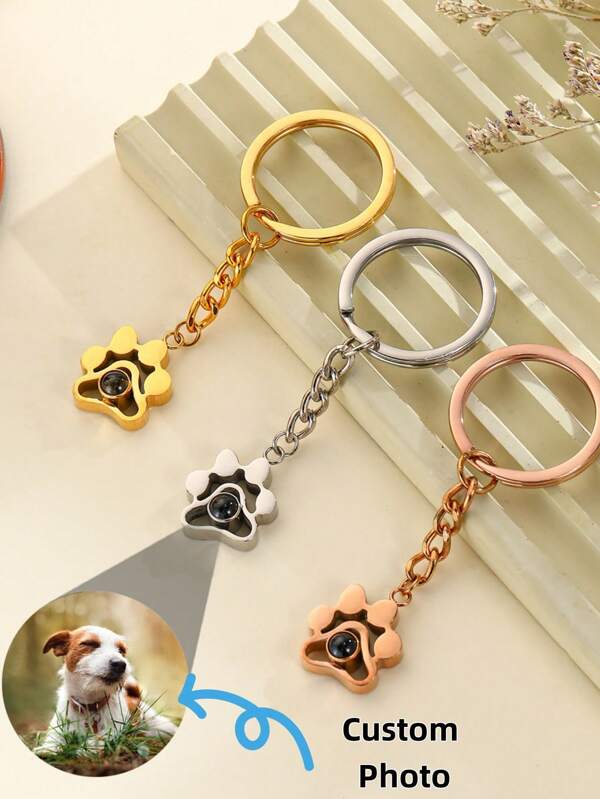 1pc Customizable Photo Projection Dog Paw Pendant Key Chain, Stainless Steel Key Ring With Pet Photo, Christmas Gift