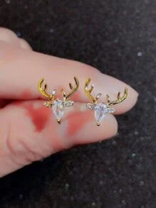 Minimalist Deer Stud Earrings, Unique Design Small Women Earrings For Winter