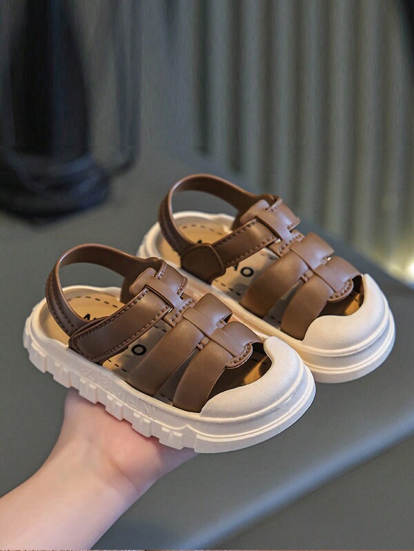 1 Pair Kids Plain Color Outdoor Beach Sandals, Boys' Khaki Non-Slip Slides