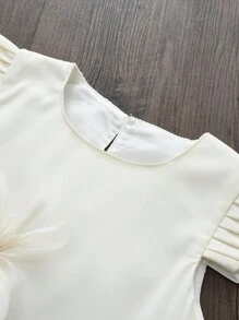 Young Girls Stylish 3D Flower Accent Crew Neck Sleeveless Dress For Summer