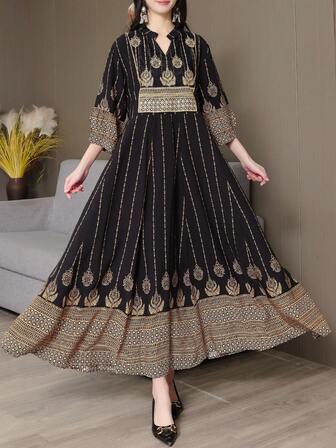 阿拉伯、休闲、波西米亚、刺绣、艺术、复古、度假和旅游盛装