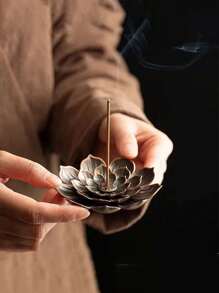 1PC/Three Layer Lotus Jack Incense Burner, Suitable For Home Aromatherapy And Meditation Meditation, Living Room, Bedroom, Study Decoration, Horror, Autumn, Winter, Holidays, Festivals. Gifts Birthday Graduation
