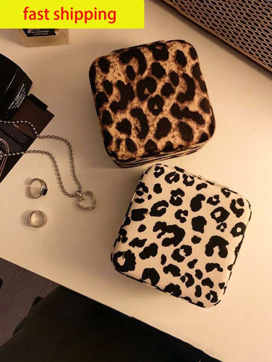 1 Buah Kotak Perhiasan Motif Leopard Hadiah Hari Ibu Kotak Penyimpanan Perhiasan Genggam Portabel untuk Anting dan Cincin Kotak Kalung Kecil yang Indah Kotak Perhiasan Beludru Retro Kotak Kemasan Perhiasan Gaya Kotak Penyimpanan Praktis untuk Perjalanan Kotak Perhiasan Kalung dan Anting Kotak Penyimpanan Perhiasan Kotak Perhiasan Portabel Sederhana Kotak Penyimpanan Perhiasan untuk Anting, Kalung, dan Cincin Kotak Perhiasan Kembali ke Sekolah - MultiWarna - View 1