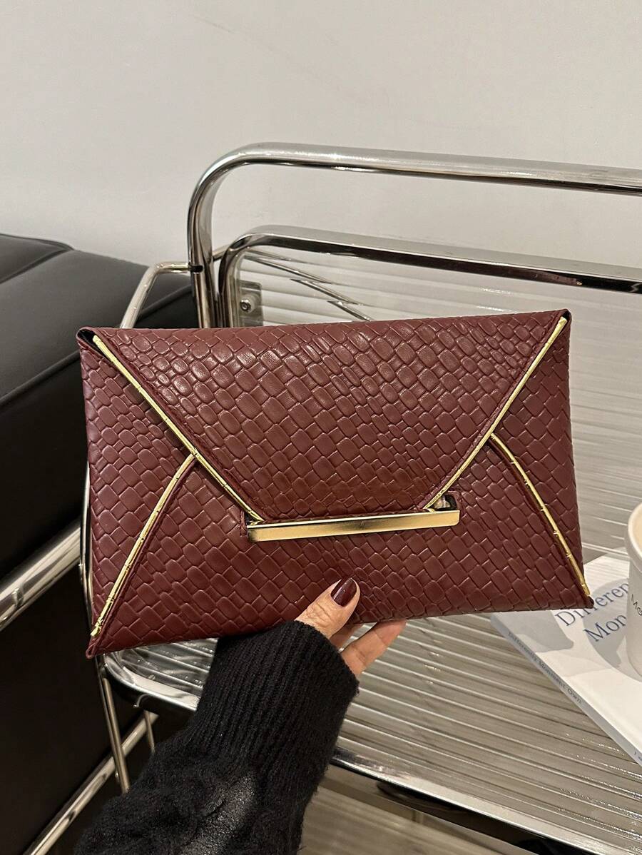 Fashion Solid Color Woven Texture Envelope Clutch. Solid Color Woven Textured Metal Edge Envelope Clutch, Flap Chain Envelope Shoulder Bag, Suitable For Dates/Formal Events - Burgundy - View 1