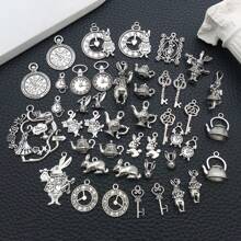 44/45 件随机混合爱丽丝梦游仙境仙女饰品系列合金兔子手表茶壶吊坠 - 古董爱丽丝兔子蒸汽朋克万能钥匙吊坠珠宝配件 - 復古銀色 - 查看 3