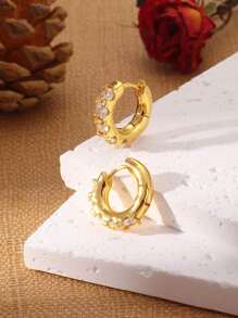 Pendientes de aro con círculo de circonita cúbica de moda