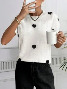 女士针织心形印花短袖上衣，甜美时尚设计，黑色，适合夏季