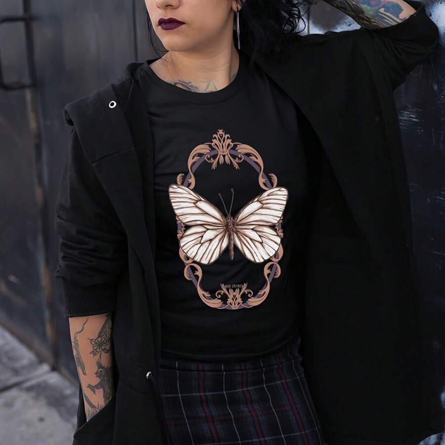 Ropa gótica, camiseta estética de chica gótica pastel con mariposas, remera de bruja, cosas de bruja, ropa de bruja, egirl alternativa y vanguardista - Negro - Ver 1