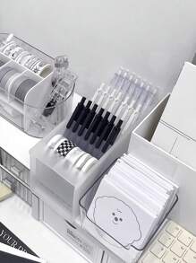 1 件宿舍斜置笔筒，画笔收纳盒，透明创意简约笔筒，办公桌面学生文具盒，大容量画笔、铅笔、蜡笔收纳盒，桌面收纳盒，铅笔盒，笔筒，毛绒铅笔盒，铅笔盒可爱，办公桌收纳盒，材质，记号笔收纳盒