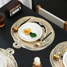 14.9*14.9inches 1pc PVC Placemats For Halloween Dining Table Decoration, Pumpkin Shaped Desktop Heat Insulation Pad