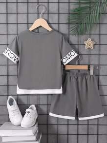 2 Pieces Set Young Boy Casual Slogan Graphic Patchwork Short Sleeve T-Shirt & Shorts Outfit, Suitable For Summer Outdoor, Casual Daily Wear, Going To School - Grey - View 2