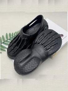 Men's Casual Thick Bottom Closed Toe Slide Sandals With Ghost Hand Design - Black - View 4