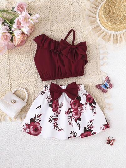 2件套女婴时尚可爱纯色不对称肩吊带背心搭配蝴蝶花朵图案半身裙，夏季日常出行及度假新品